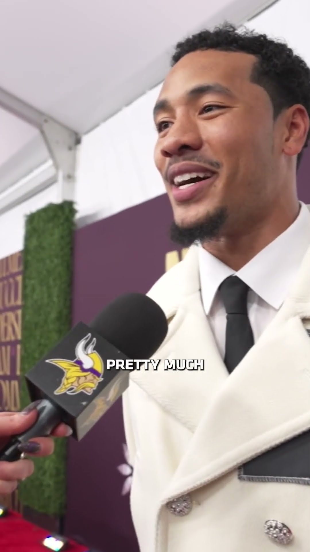 #Vikings Red Carpet Outfit Checks at 2025 NFL Honors ?